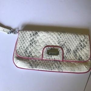 🛍 White Faux Animal Skin Clutch